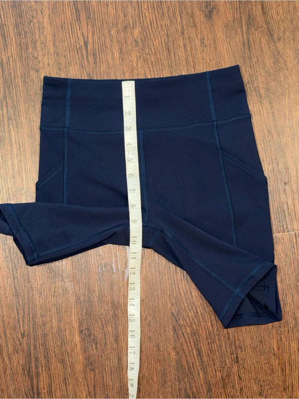 Lululemon Invigorate High-Rise Short 8”Women's Size 6 Navy Active Gym Biker